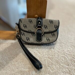 Dooney & Bourke Signature Logo Flap Wristlet Grey/Black EUC